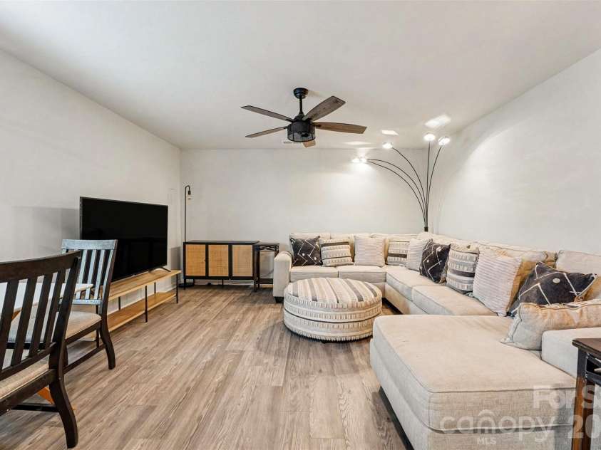 2509 Trollinger Drive, Catawba, NC 28609.  MLS# CAR4389649, YatesRealty ID 32964. Bonus room