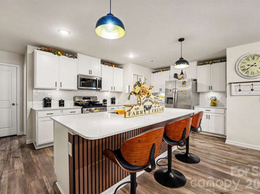 2509 Trollinger Drive, Catawba, NC 28609.  MLS# CAR4389649, YatesRealty ID 32964. Kitchen