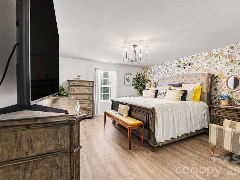2509 Trollinger Drive, Catawba, NC 28609.  MLS# CAR4389649, YatesRealty ID 32964. Primary bedroom