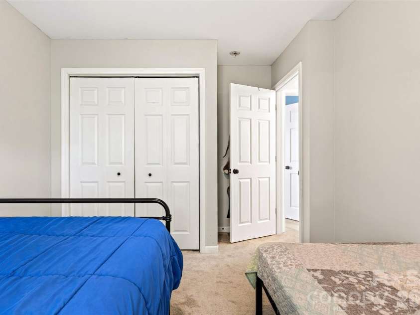 12 Jubilee Circle, Black Mountain, NC 28711.  MLS# CAR4394096, YatesRealty ID 32966. 