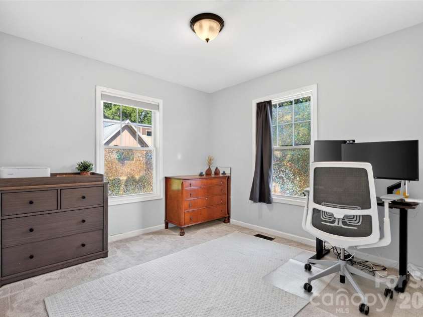 12 Jubilee Circle, Black Mountain, NC 28711.  MLS# CAR4394096, YatesRealty ID 32966. 