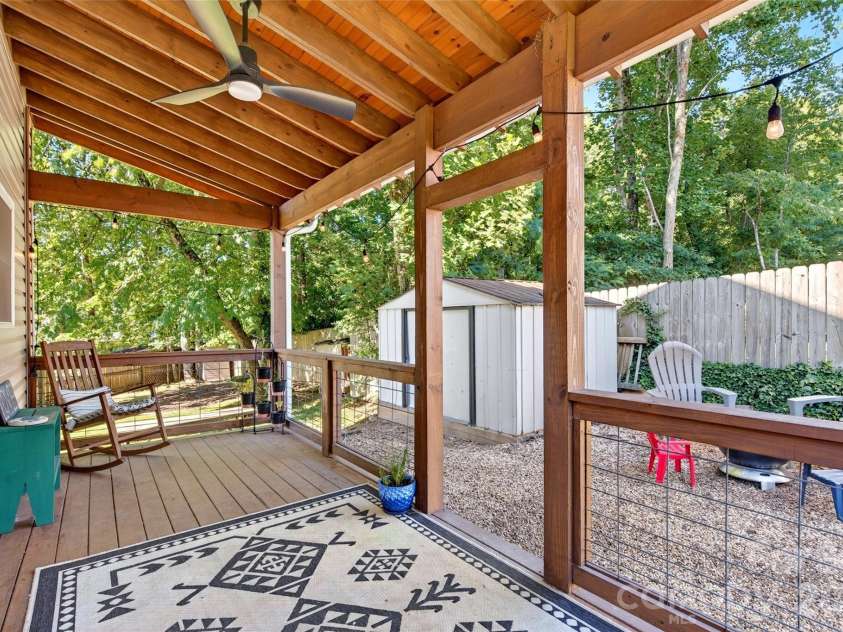 12 Jubilee Circle, Black Mountain, NC 28711.  MLS# CAR4394096, YatesRealty ID 32966. 