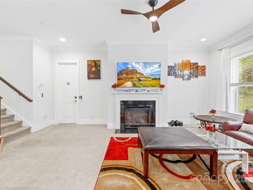 1727 grace Lane, Charlotte, NC 28262.  MLS# CAR4256496, YatesRealty ID 32967. 