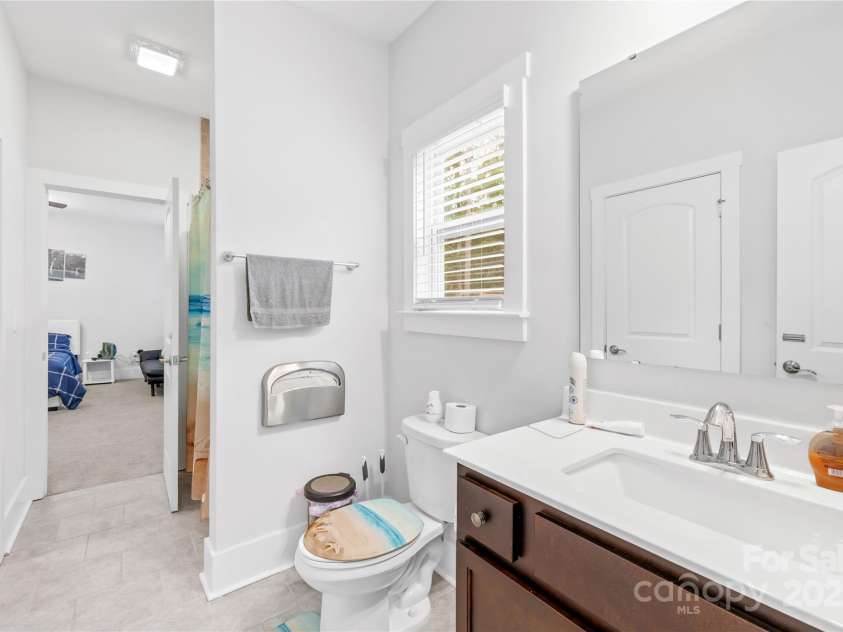 1727 grace Lane, Charlotte, NC 28262.  MLS# CAR4256496, YatesRealty ID 32967. 