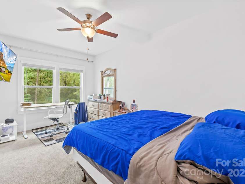 1727 grace Lane, Charlotte, NC 28262.  MLS# CAR4256496, YatesRealty ID 32967. 