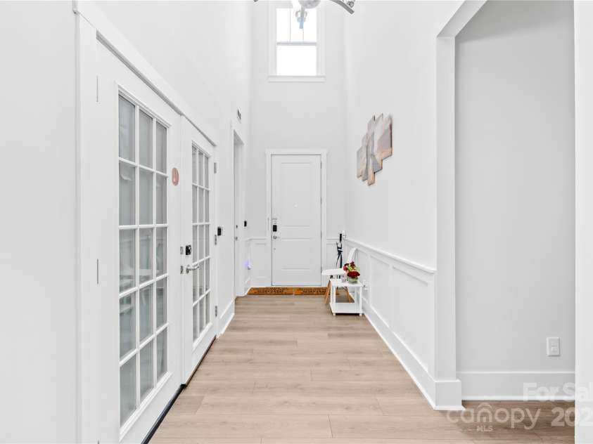 1727 grace Lane, Charlotte, NC 28262.  MLS# CAR4256496, YatesRealty ID 32967. 