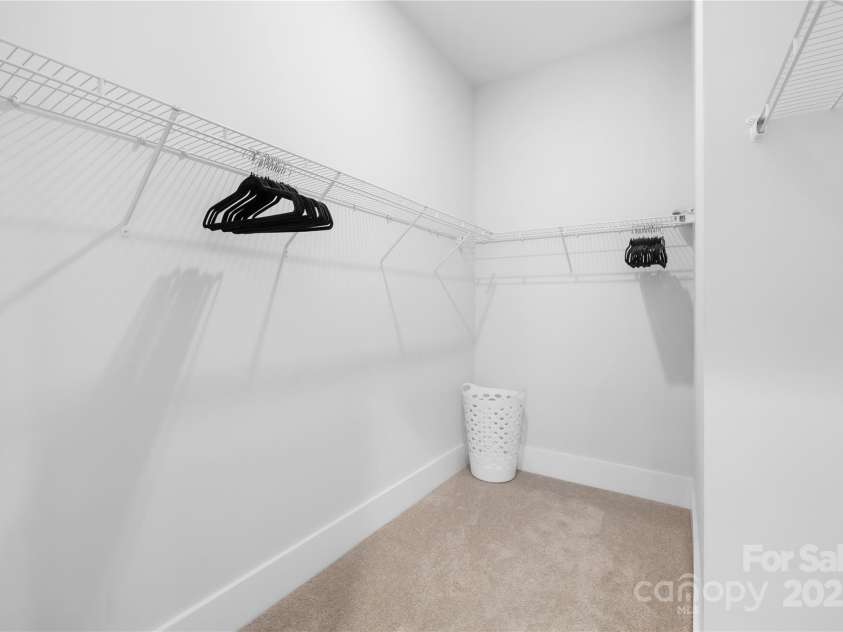 1727 grace Lane, Charlotte, NC 28262.  MLS# CAR4256496, YatesRealty ID 32967. 