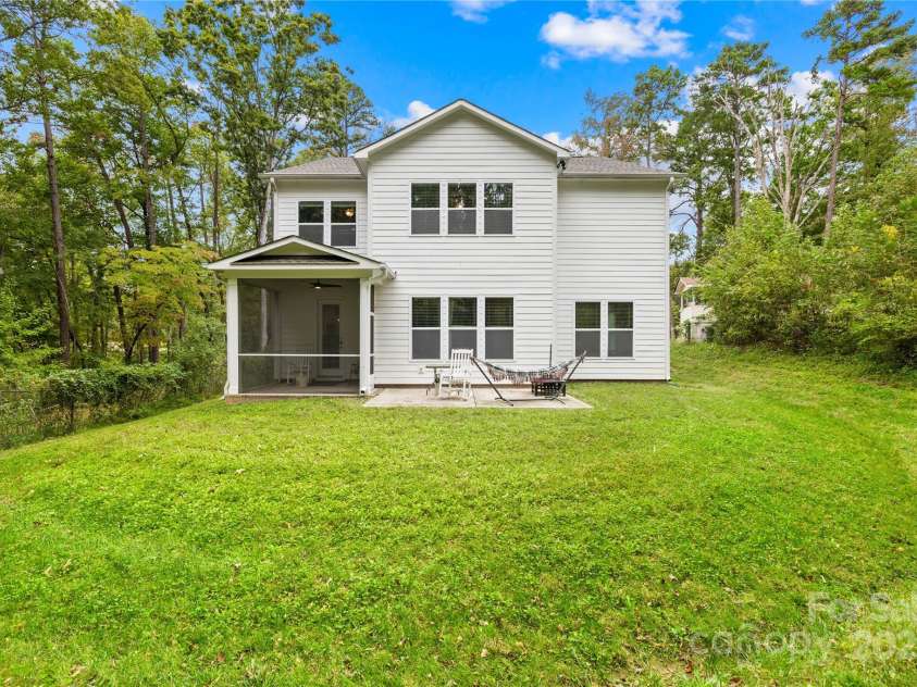 1727 grace Lane, Charlotte, NC 28262.  MLS# CAR4256496, YatesRealty ID 32967. 