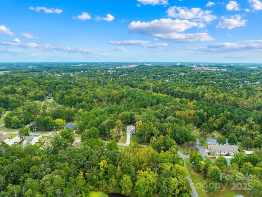 1727 grace Lane, Charlotte, NC 28262.  MLS# CAR4256496, YatesRealty ID 32967. 