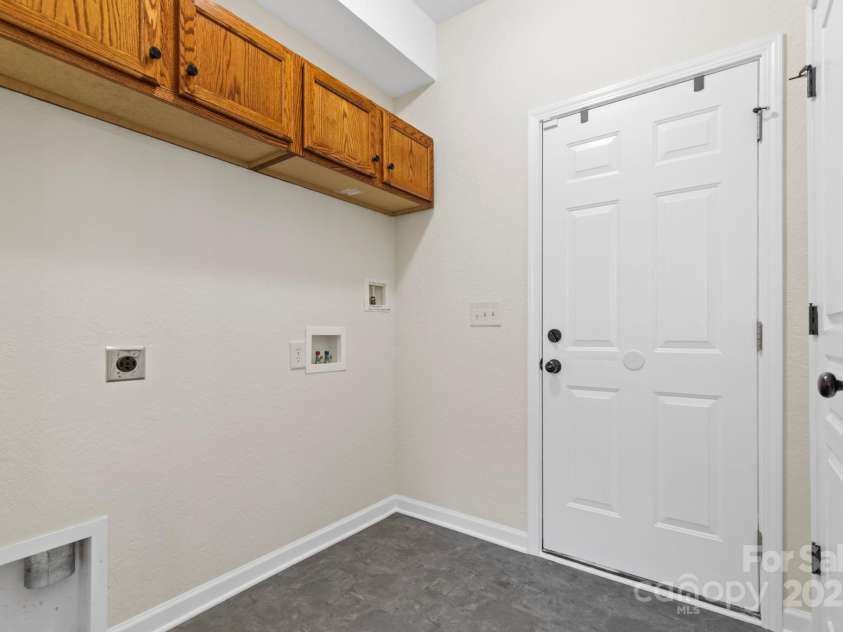 546 Calen Lane, Rock Hill, SC 29732.  MLS# CAR4280957, YatesRealty ID 32967. 