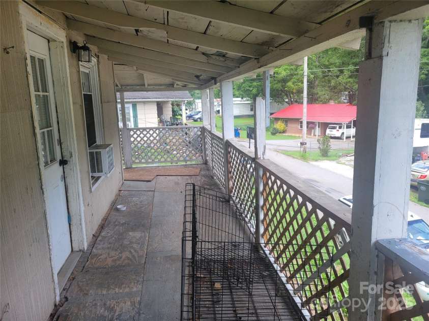 352 Welch Street, Waynesville, NC 28786.  MLS# CAR4292160, YatesRealty ID 32968. 