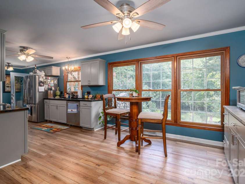 117 Remington Drive, Kings Mountain, NC 28086.  MLS# CAR4292360, YatesRealty ID 32969. 