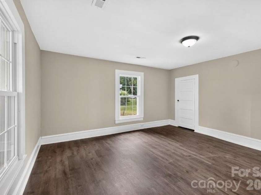603 Thomas Street, Reidsville, NC 27320.  MLS# CAR4395826, YatesRealty ID 32969. 