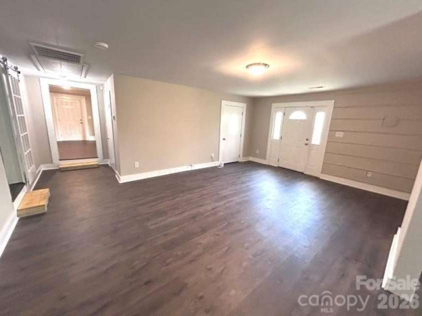 603 Thomas Street, Reidsville, NC 27320.  MLS# CAR4395826, YatesRealty ID 32969. 