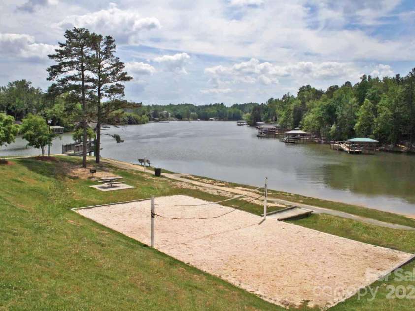 11055 Holiday Cove Road, Tega Cay, SC 29708.  MLS# CAR4320882, YatesRealty ID 3297. 