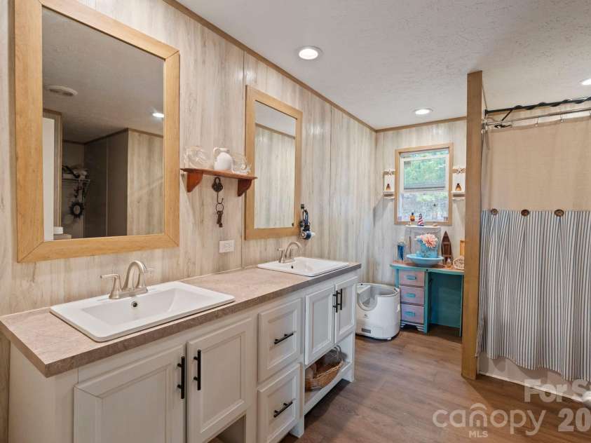 5005 Rocky Ridge Road, Connelly Springs, NC 28612.  MLS# CAR4352289, YatesRealty ID 3297. 