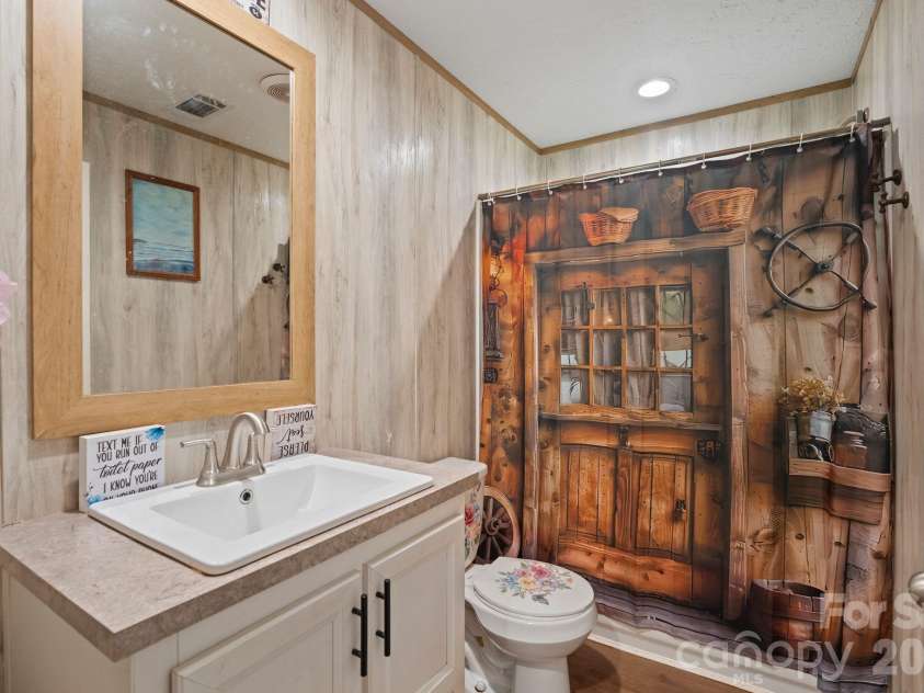 5005 Rocky Ridge Road, Connelly Springs, NC 28612.  MLS# CAR4352289, YatesRealty ID 3297. 