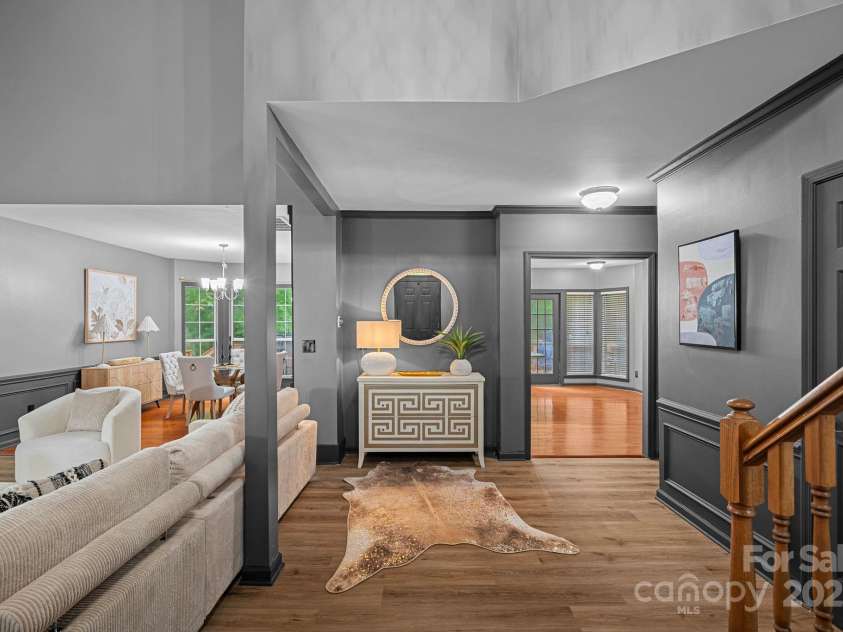 4123 Beauvista Drive, Charlotte, NC 28269.  MLS# CAR4283013, YatesRealty ID 32970. 