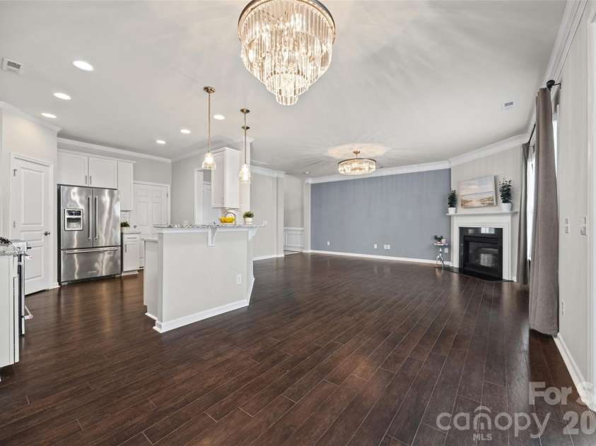 5125 Mount Clare Lane, Charlotte, NC 28210.  MLS# CAR4393612, YatesRealty ID 32970. 
