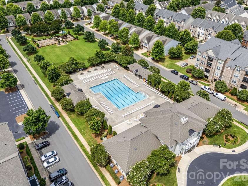 5125 Mount Clare Lane, Charlotte, NC 28210.  MLS# CAR4393612, YatesRealty ID 32970. Pool