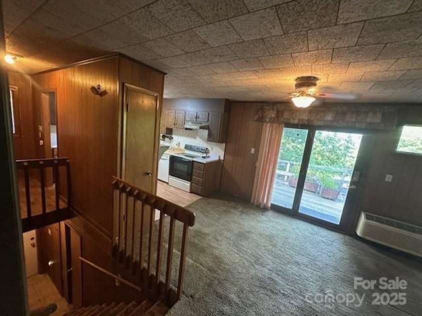 232 Heavenly View Drive, Sylva, NC 28779.  MLS# CAR4292553, YatesRealty ID 32971. 