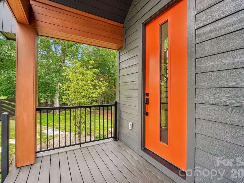 236 Glazener Road, Brevard, NC 28712.  MLS# CAR4392817, YatesRealty ID 32971. 