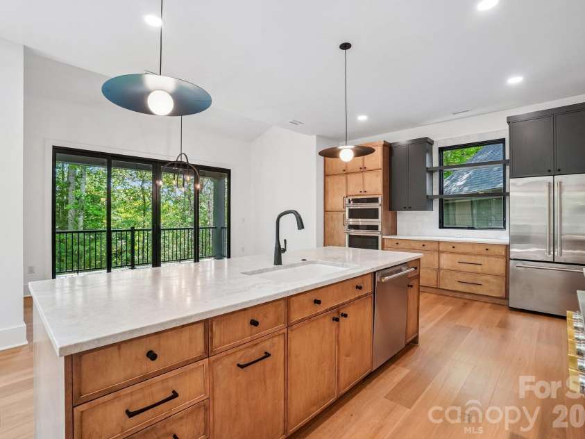 236 Glazener Road, Brevard, NC 28712.  MLS# CAR4392817, YatesRealty ID 32971. 