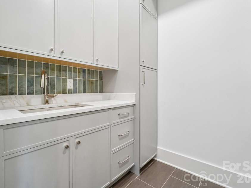 236 Glazener Road, Brevard, NC 28712.  MLS# CAR4392817, YatesRealty ID 32971. 