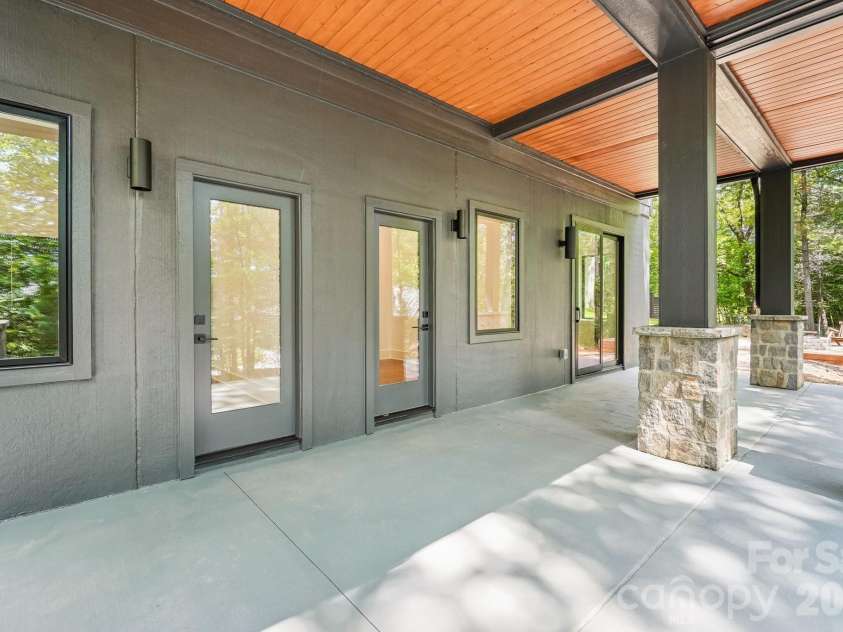 236 Glazener Road, Brevard, NC 28712.  MLS# CAR4392817, YatesRealty ID 32971. 