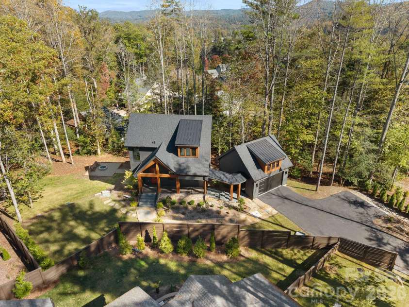 236 Glazener Road, Brevard, NC 28712.  MLS# CAR4435800, YatesRealty ID 32971. 