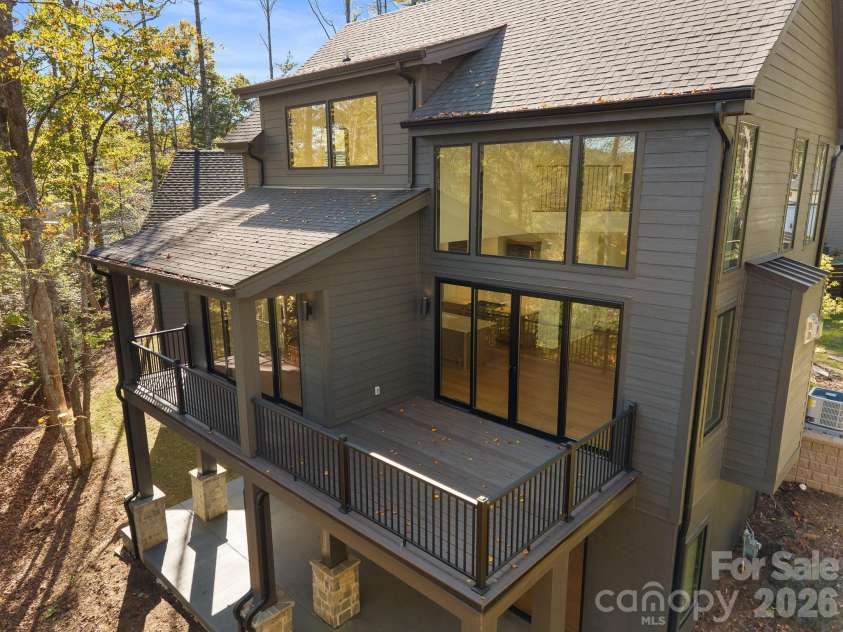 236 Glazener Road, Brevard, NC 28712.  MLS# CAR4435800, YatesRealty ID 32971. 
