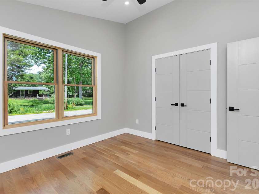 123 Welcome Street, Brevard, NC 28712.  MLS# CAR4389753, YatesRealty ID 32972. 