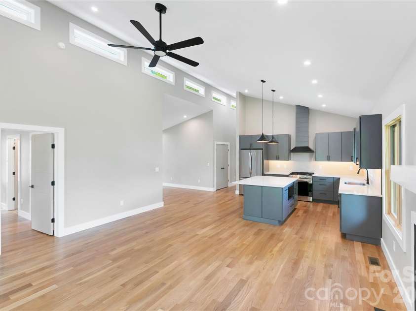 123 Welcome Street, Brevard, NC 28712.  MLS# CAR4389753, YatesRealty ID 32972. 