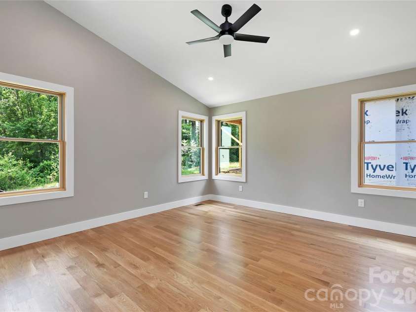 123 Welcome Street, Brevard, NC 28712.  MLS# CAR4389753, YatesRealty ID 32972. 