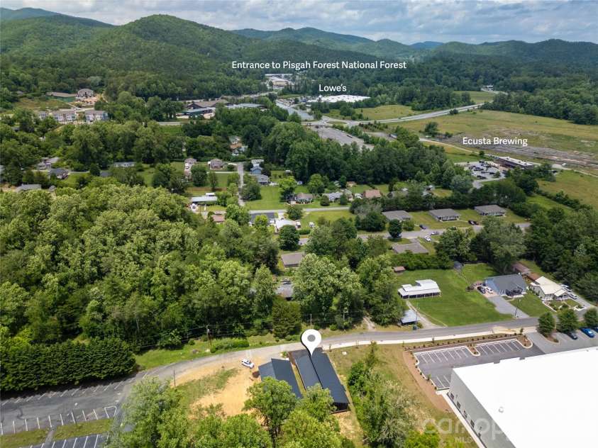 123 Welcome Street, Brevard, NC 28712.  MLS# CAR4389753, YatesRealty ID 32972. 