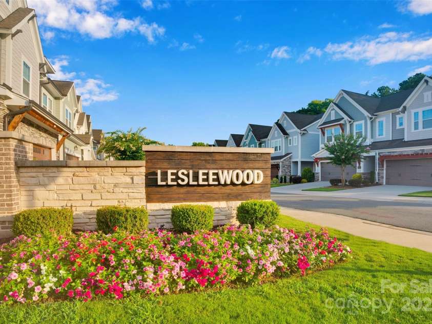 5052 Lesleewood Court, Charlotte, NC 28226.  MLS# CAR4278308, YatesRealty ID 32975. 