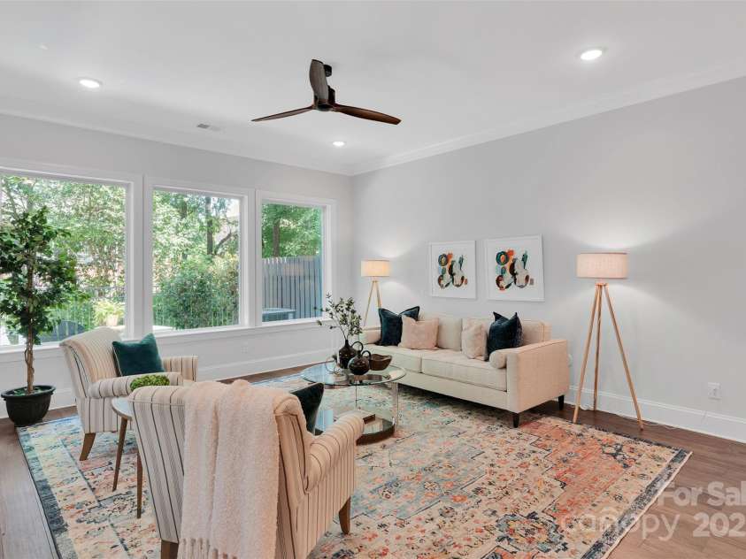 5052 Lesleewood Court, Charlotte, NC 28226.  MLS# CAR4278308, YatesRealty ID 32975. 