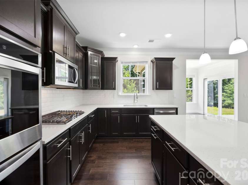 5015 Whispy Vines Lane, Huntersville, NC 28078.  MLS# CAR4396777, YatesRealty ID 32976. 