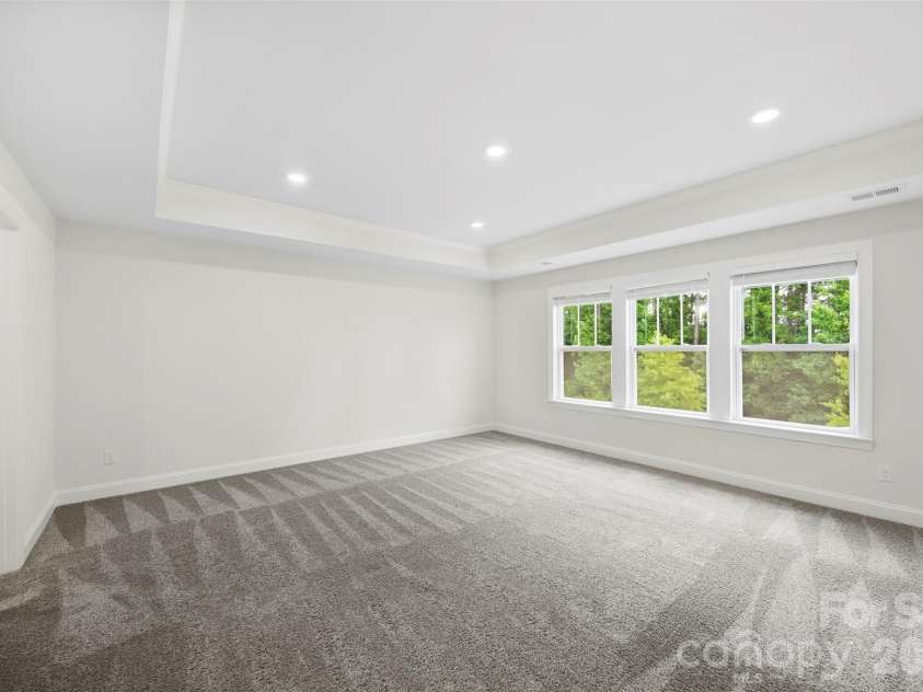 5015 Whispy Vines Lane, Huntersville, NC 28078.  MLS# CAR4396777, YatesRealty ID 32976. 