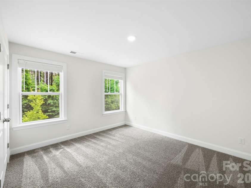5015 Whispy Vines Lane, Huntersville, NC 28078.  MLS# CAR4396777, YatesRealty ID 32976. 
