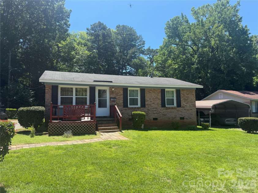 2609 Alleghany Street, Charlotte, NC 28208.  MLS# CAR4390048, YatesRealty ID 32977. 