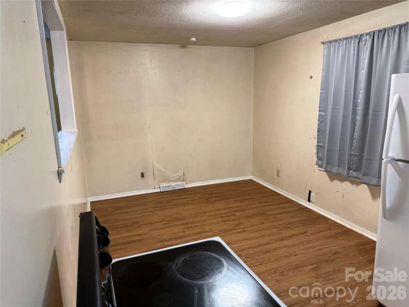 2609 Alleghany Street, Charlotte, NC 28208.  MLS# CAR4390048, YatesRealty ID 32977. 
