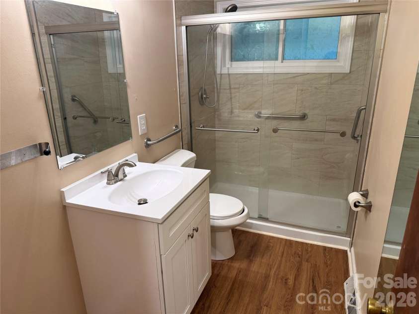 2609 Alleghany Street, Charlotte, NC 28208.  MLS# CAR4390048, YatesRealty ID 32977. 