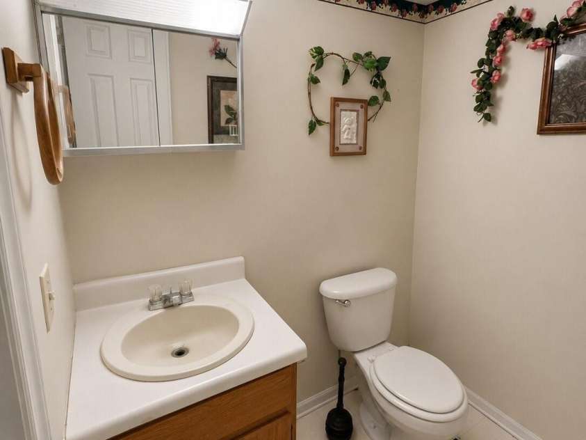 305 Mobley Street, Clover, SC 29710.  MLS# CAR4355009, YatesRealty ID 3298. 