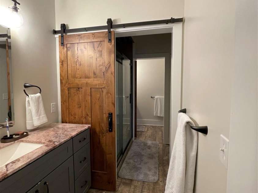 700 Bear Cliff Drive, Nebo, NC 28761.  MLS# CAR4304808, YatesRealty ID 3298. Jack n Jill Bathroom - Bedrooms 2 & 3