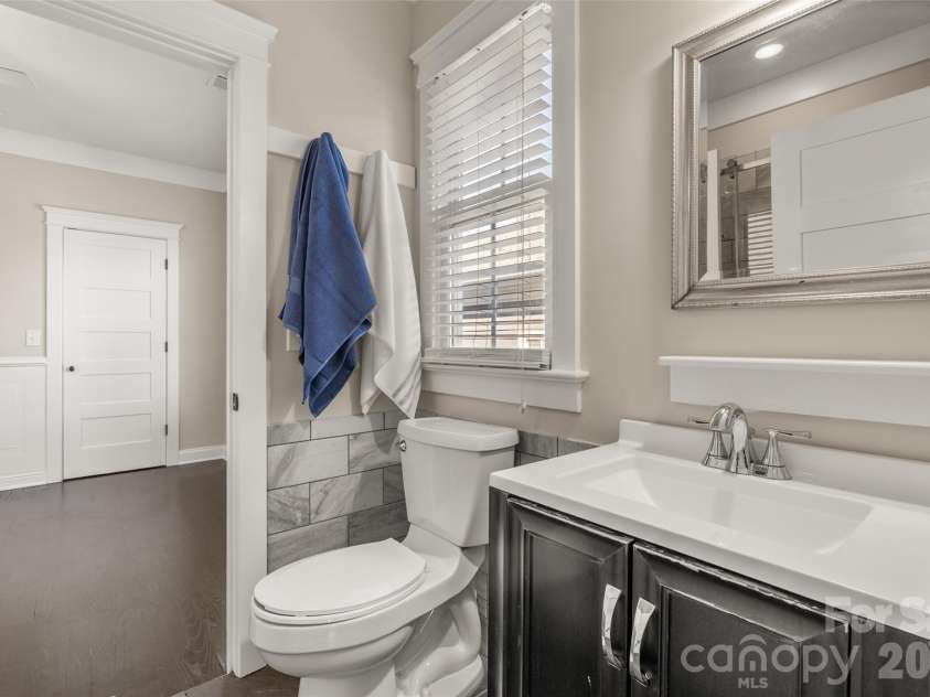613 Bracket Street, Fort Mill, SC 29708.  MLS# CAR4383920, YatesRealty ID 32980. 2nd Bath