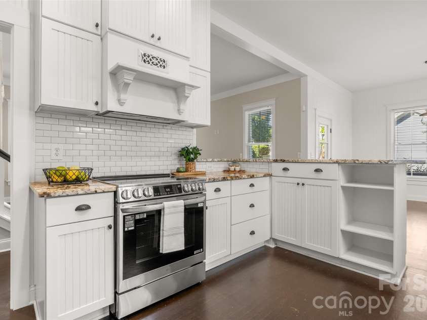 613 Bracket Street, Fort Mill, SC 29708.  MLS# CAR4383920, YatesRealty ID 32980. 