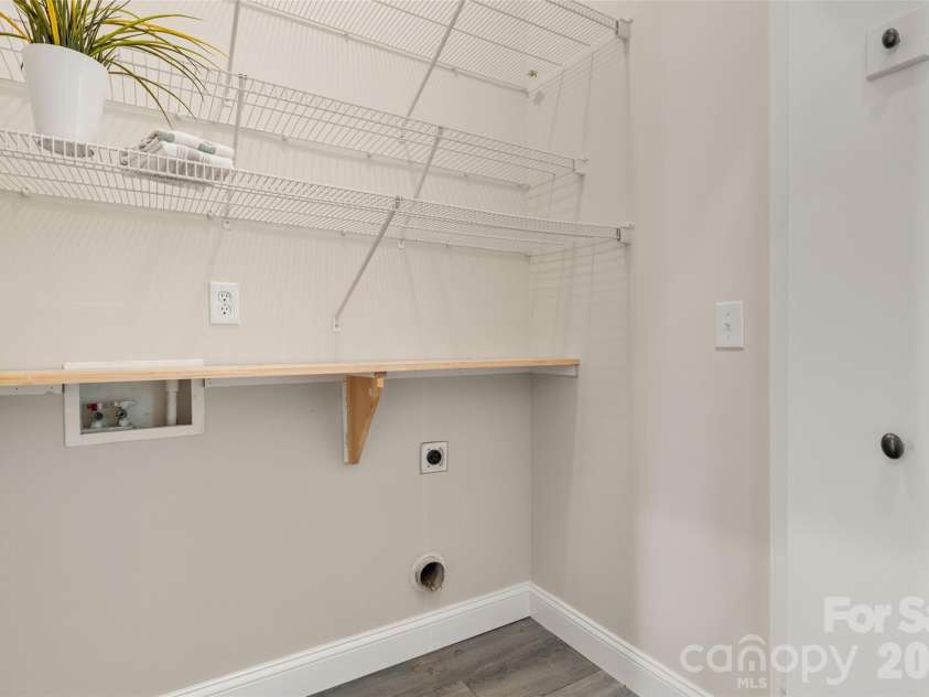 613 Bracket Street, Fort Mill, SC 29708.  MLS# CAR4383920, YatesRealty ID 32980. Laundry