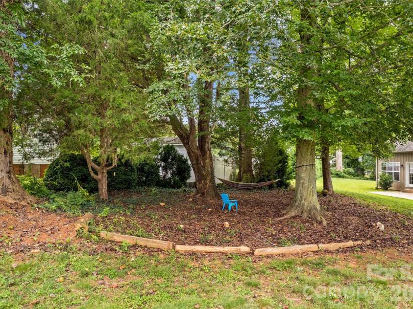 178 Nellwood Court, Mocksville, NC 27028.  MLS# CAR4301182, YatesRealty ID 32981. 