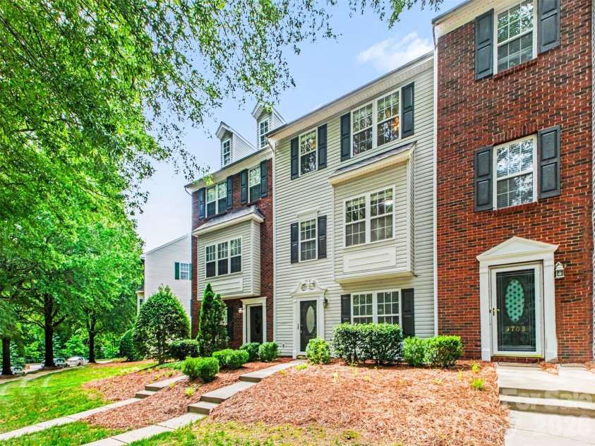 9712 Bailey Road, Cornelius, NC 28031.  MLS# CAR4391560, YatesRealty ID 32982. 